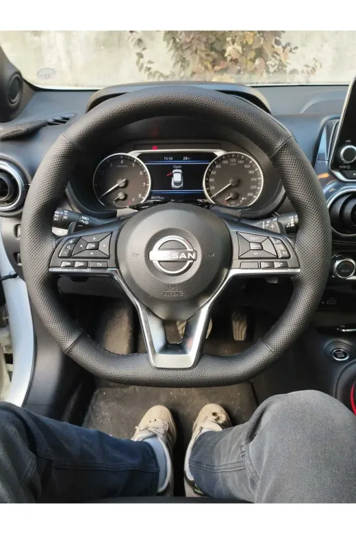 Dikişli Direksiyon Kılıfı Damarlı Noktalı Deri Siyah Dikişli Nıssan Juke İçin