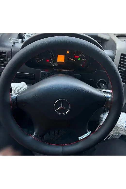 DİKİŞLİ DİREKSİYON KILIFI İTHAL SİYAH DERİ KIRMIZI DİKİŞLİ MERCEDES SPRİNTER 2013 ONCESİ