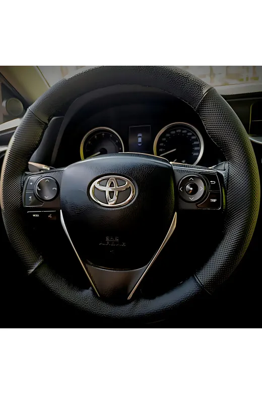DİKİŞLİ DİREKSİYON KILIFI İTHAL SİYAH DERİ NOKTALI DERİ SİYAH DİKİŞLİ TOYOTA COROLLA İÇİN