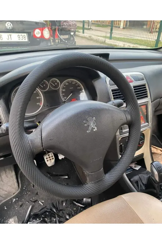 Dikişli Direksiyon Kılıfı Karbon Deri Siyah Dikişli Peugeot 307 İçin