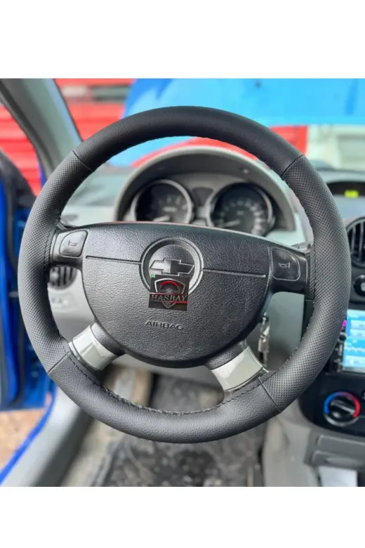 DİKİŞLİ DİREKSİYON KILIFI NOKTALI / SİYAH DERİ SİYAH DİKİŞLİ CHEVROLET AVEO İÇİN BU DİREKSİYON