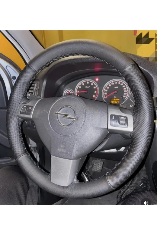 DİKİŞLİ DİREKSİYON KILIFI NOKTALI / SİYAH SİYAH DİKİŞLİ OPEL VECTRA C ASTRA H