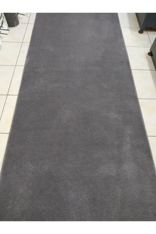 Dinarsu ANTRASİT PELUŞ POST Antrasit Peluş Kaymaz Taban Post Yolluk Halı Yıkanabilir
