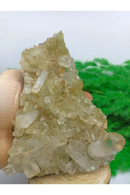 DOĞAL TAŞ CENNETİ KUVARS02 Kristal Kuvars Jeot  (Sertifikali)(810 Gram)