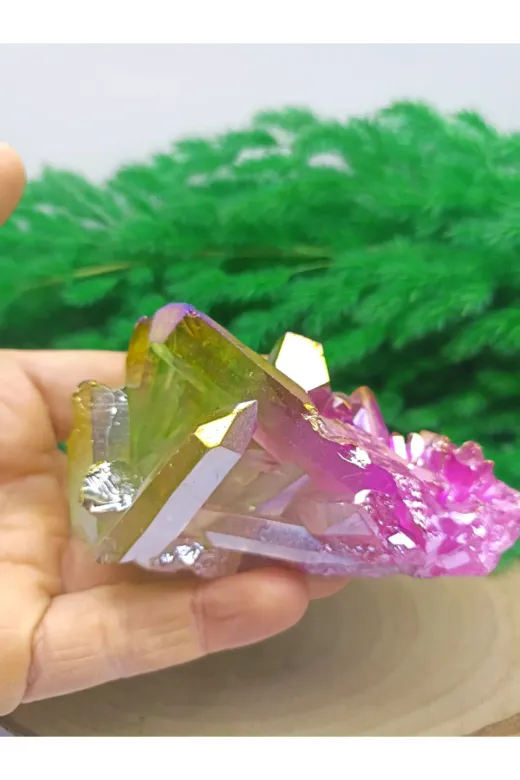 DOĞAL TAŞ CENNETİ RAİNBOW4 Rainbow Pink-Grenn Mix  Quartsz (232 Gram)