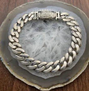 El yapımı 925 ayar gümüş, ağır, çok sıralı dokuma bileklik, 39 gram.