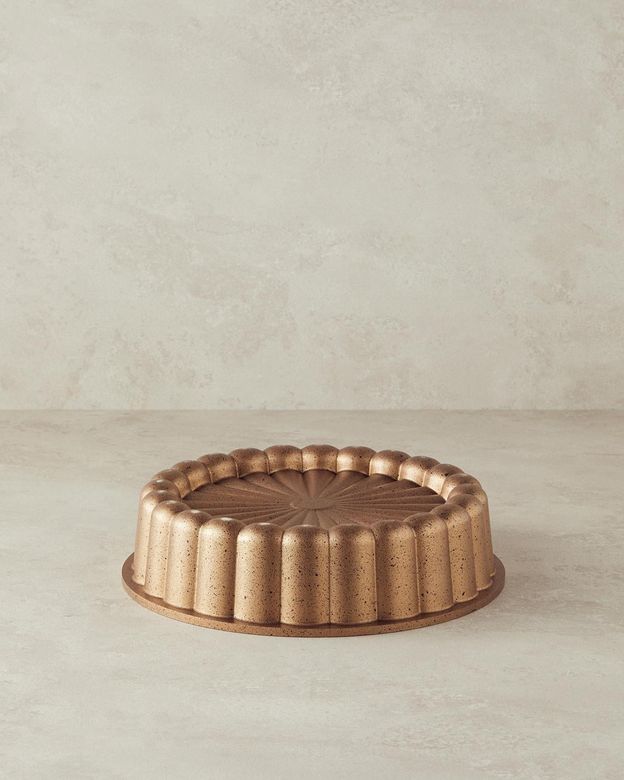English Home lena51999 Patisserie Lena Döküm Kek Kalıbı 25 Cm Gold