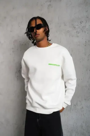 Erkek Oversize Sweatshirt – Beyaz Renk Ön Ve Sırt Baskılı, Üç İplik İçi Pamuklu Kumaş, Rahat Kalıp, Ribanalı Kışlık Sweat Winagain Polizei Serisi -