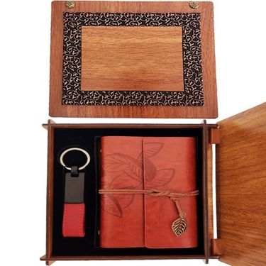 ETT 562741422869 Dekoratif Ahşap Kutulu Kahverengi Deri Defter Ve Anahtarlık Set