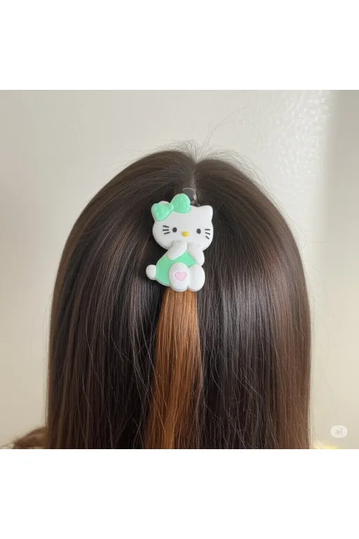 FAMEMUS ACCESSORY 0020024 Hello Kitty Figürlü Sevimli Saç Tokası – 1 Adet Gönderim (10493)( Renk Seçimi Için Mesaj Atınız)