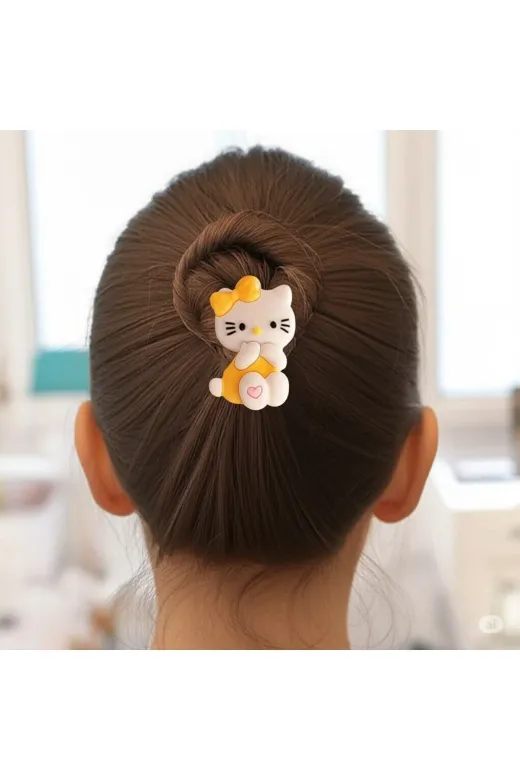 FAMEMUS ACCESSORY 0020024 Hello Kitty Figürlü Sevimli Saç Tokası – 1 Adet Gönderim (10493)( Renk Seçimi Için Mesaj Atınız)