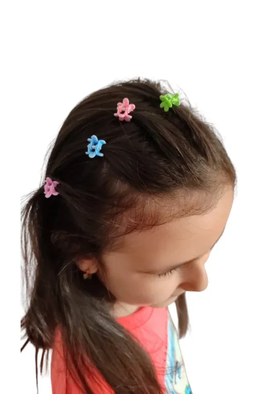 FAMEMUS ACCESSORY 0020035 Kuromi Figürlü 4 Lü Lastik-Papatya Figürlü Karışık Renkli Çocuk Set Toka