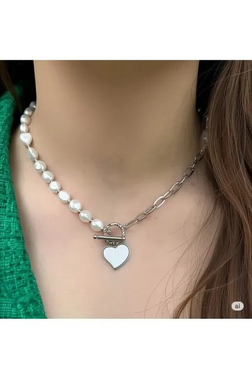FAMEMUS ACCESSORY 0040259 Kadın İnci Detaylı Kalp Figürlü Kombin Kolye