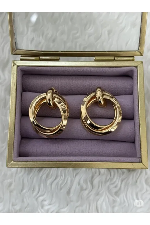 FAMEMUS ACCESSORY 0040915 Sevgiler Ve Özel Günlere Çelik Rose Küpe