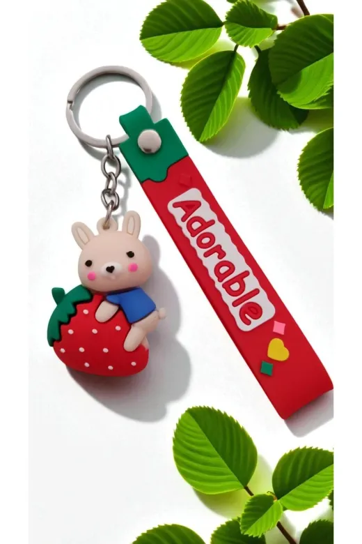 FAMEMUS ACCESSORY 0081829 Adorable Tavşan Ve Çilek Tasarımlı Anahtarlık – Sevimli Silikon Anahtarlık Çanta Aksesuar