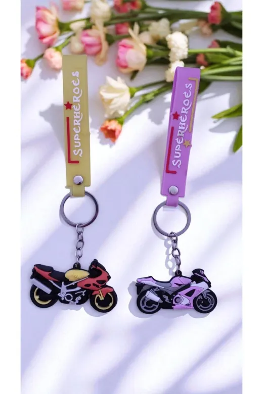 FAMEMUS ACCESSORY 0081841 4 Lü Superheroes Temalı Renkli Motosiklet Anahtarlık Hediyelik Çanta Araba Aksesuar
