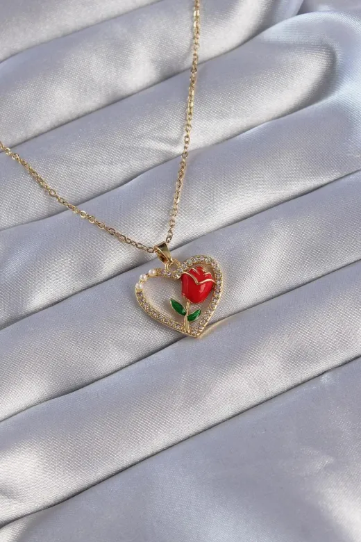 FAMEMUS ACCESSORY 01123 Çelik Zincirli Gold Renk Zirkon Taşlı Kalp İçinde Kırmızı Gül Tasarımlı Kolye