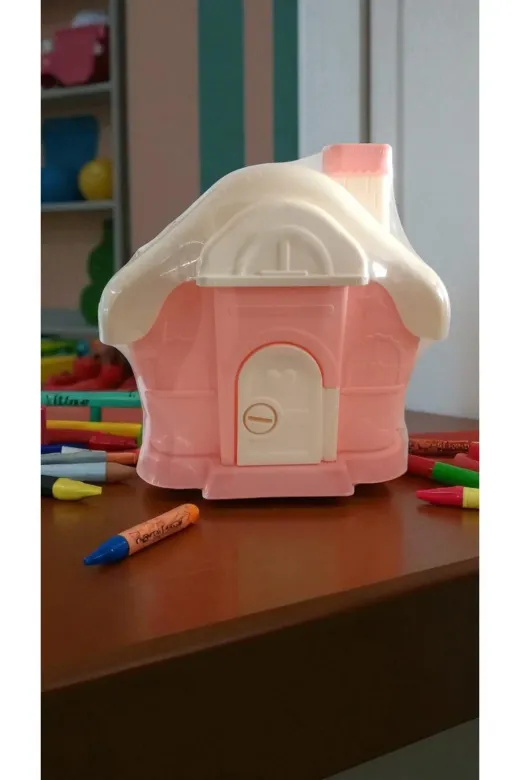 FAMEMUS ACCESSORY 1111123234443 Ev Şeklinde Büyük Kumbara 20 Cm