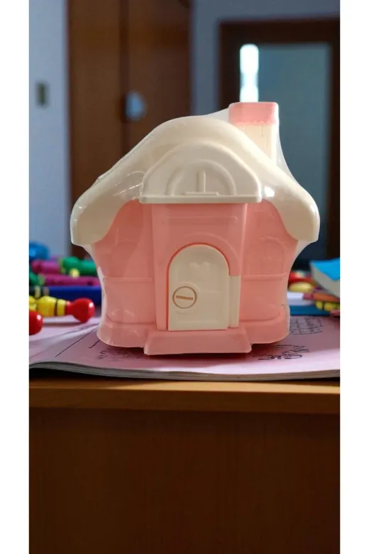 FAMEMUS ACCESSORY 1111123234443 Ev Şeklinde Büyük Kumbara 20 Cm