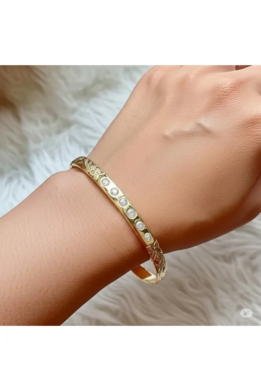 FAMEMUS ACCESSORY 12490 Xuping Çiçek Motifli Oyma Detaylar Kelepçe Bileklik