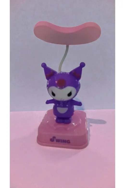 FAMEMUS ACCESSORY 13124234325 Kuromi Kendini Sallayan Model Masa Gece Lambası Boyut:20Cm