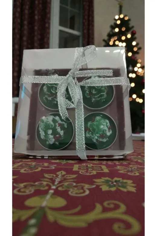 FAMEMUS ACCESSORY 2131241343rer Yılbaşına Özel Çam Ağaçı 4 Lü Mum Seti Boyutları :5Cm Yılbaşı Süsleri