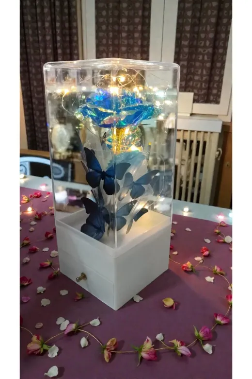 FAMEMUS ACCESSORY 2343eqweqw Sevgililer Gününe Özel Çekmeçeli Yüzük Koyulan Led Işıklı Gül Buket Boyut:22Cm