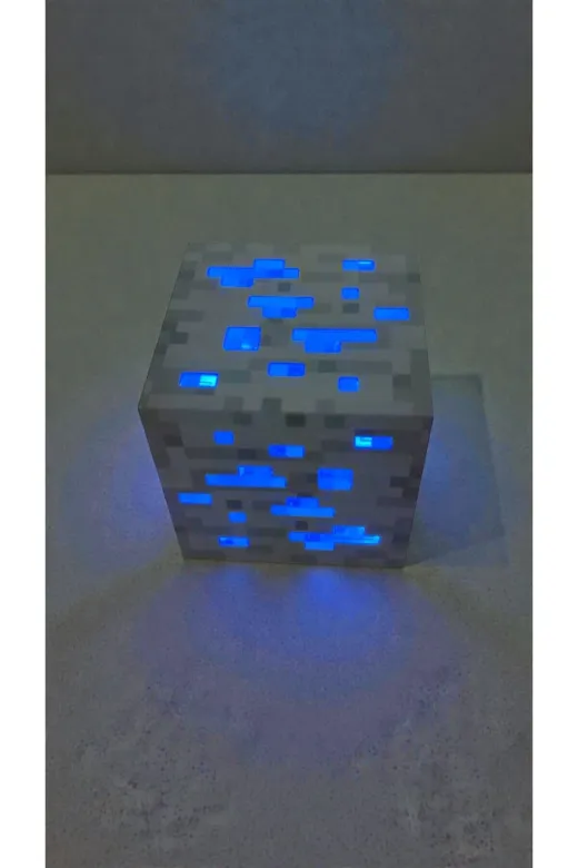 FAMEMUS ACCESSORY gretewt23423edfscds Minecraft Maden Lambası Mavi Renk Yanar Ürün Boyutu:7 Cm *7Cm