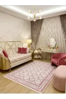 Fiyonk Desenli Lateks Taban Çocuk Halısı