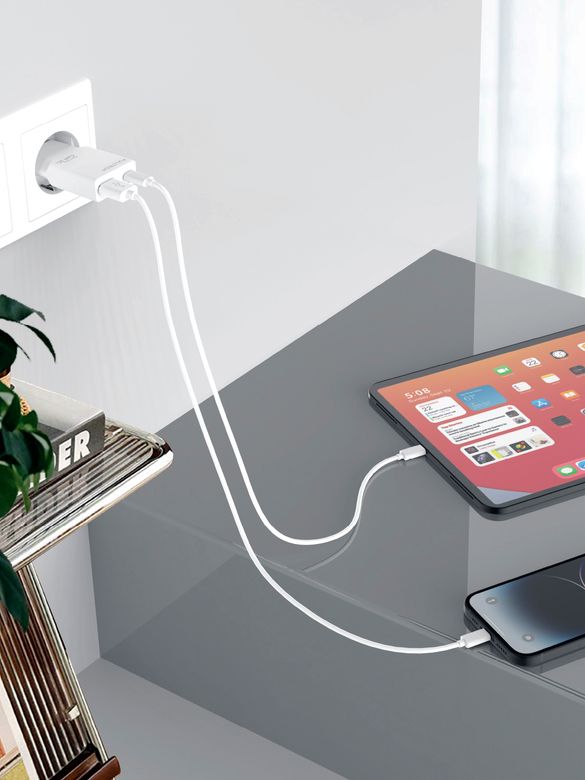 Fulltech Fc71 30W Gan Süper İnce Hızlı Şarj Adaptörü 1X Usb-A + 1X Usb-C Pd 30W & Qc 3.0 Destekli Seyahat Tipi Şarj Cihazı