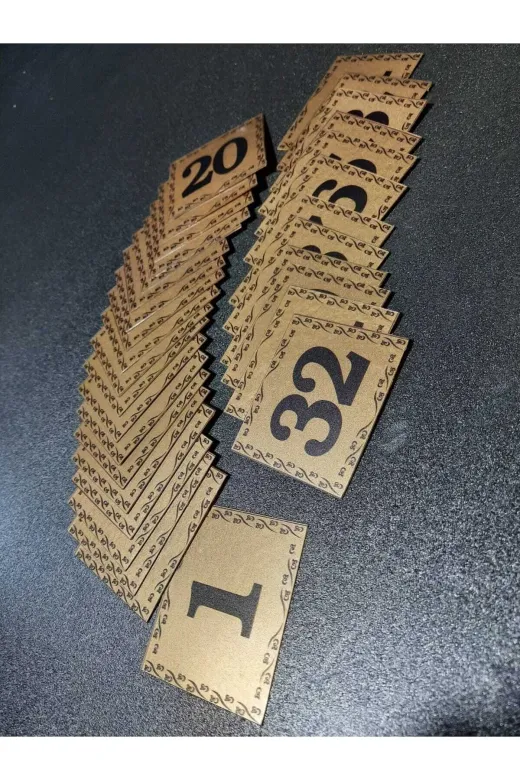 GENDEC GEN5.5X6.5CM01-32 Kapı Numarası 5.5X6.5 Cm Metalik Altın Sarı Üzeri Siyah Baskı Kendinden Yapışkanlı No:1 Den 32’E