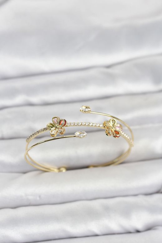Gold Renk Pirinç Zirkon Taşlı Çiçek Model Kadın Bileklik