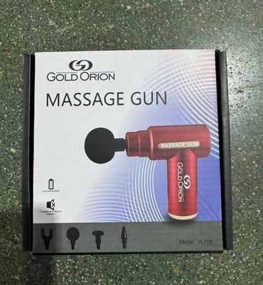 Goldorion R-700 Mini Şarjlı Masaj Tabancası – 4 Başlıklı, Sessiz Ve Güçlü Kas Rahatlatıcı