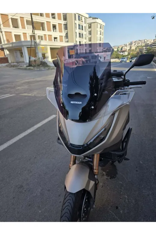 Honda NT 1100 Ön Cam 2025-2026 Model 61cm Siyah Renkli 4mm YOKTUR