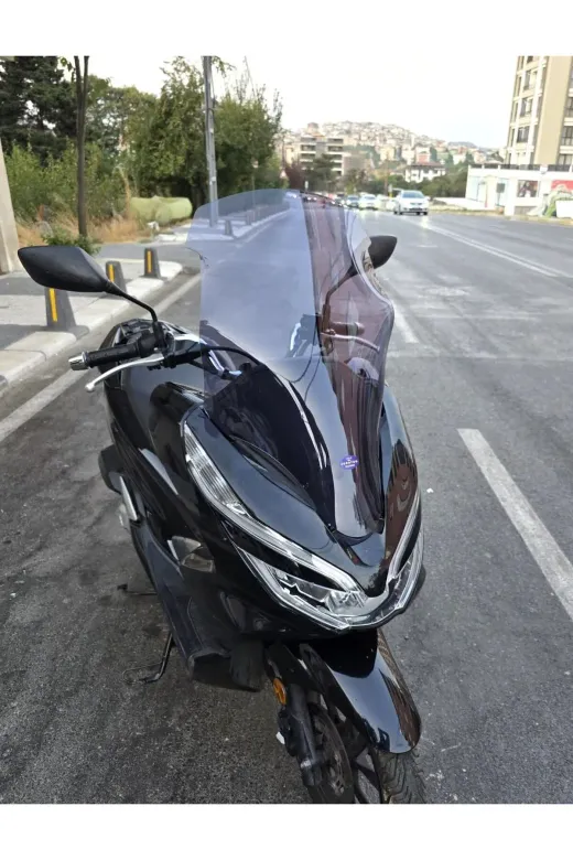 Honda PCX Ön Cam 2018-2020 Model 65cm Füme Renkli 4mm ORTA BOYLU