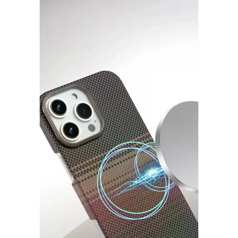 İphone 16 Pro Max Vega Magsafe Kapak - Yeşil