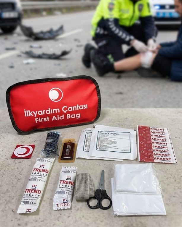 just cheap store 25DYMUCZZZİLKYARDIMÇANTASI Araç Ve Ev İçin İlk Yardım Çantası Eksiksiz Acil Müdahale Seti 1 Adet