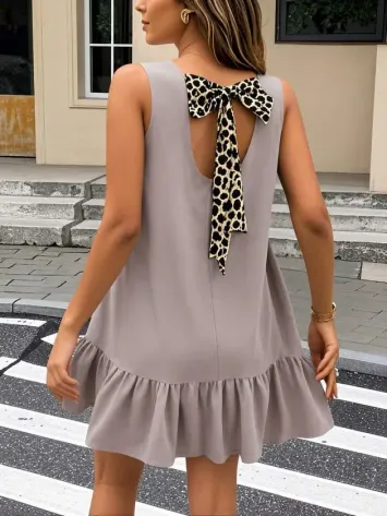 Kadın Askılı Bisiklet Yakalı Arkadan Fiyonk Leopar Bağcıklı Dokuma Viskon Kısa Elbise - S-M - Bej