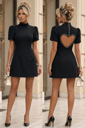 Kadın Kısa Kollu Balıkçı Yaka Sırt Kalp Detaylı Kısa Ithal Krep Elbise - L-XL - Siyah