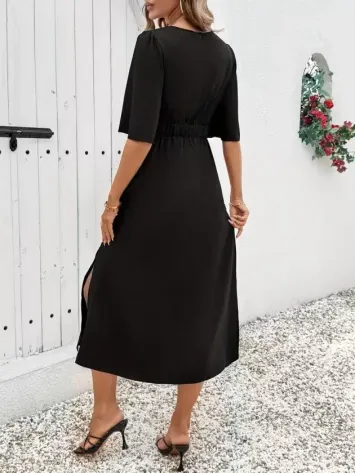 Kadın Kısa Kollu önden Sarmal Detaylı Yandan Yırtmaçlı Midi Sandy Elbise - 2XL-3XL - Siyah