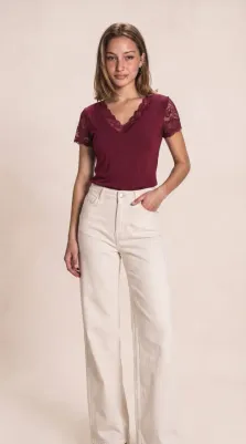 Kadın Kısa Kollu V Yakalı Dantelli Viskon Bluz - S-M - Bordo