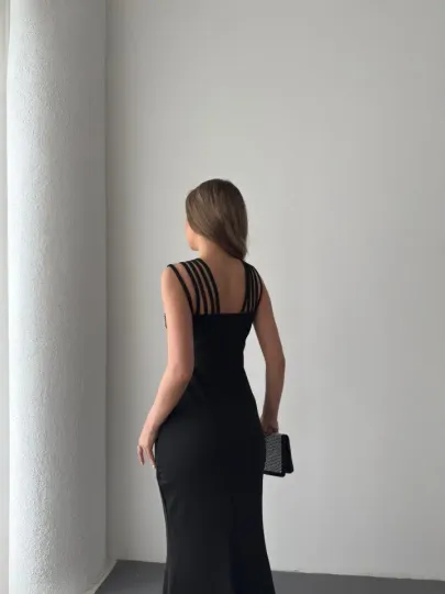 Kadın Omuz çoklu Askılı önü Taş Işlemeli Balık Kesim Janjan Krep Maxi Boy Elbise - 2XL-3XL - Siyah