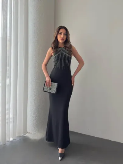 Kadın Omuz çoklu Askılı önü Taş Işlemeli Balık Kesim Janjan Krep Maxi Boy Elbise - 2XL-3XL - Siyah