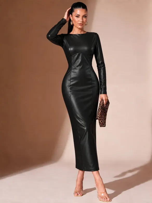 Kadın Uzun Kollu Kayık Yakalı Uzun Dar Kesim Deri Elbise - 2XL-3XL - Siyah