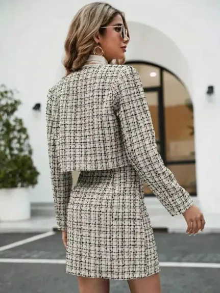 Kadın Uzun Kollu önü Açık Dokuma Ceket Ve Mini Etek Ikili Takım - L-XL - Beyaz