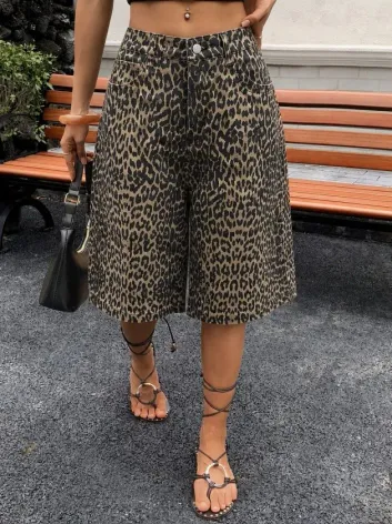 Kadın Yüksek Bel Leopar Desen Detaylı Kısa Kot şort - L - Leopar