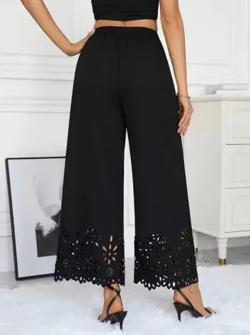 Kadın Yüksel Bel Beli Lastıklı çiçek Desenli Lazer Kesım Detaylı Ithal Krep Pantolon - L-XL - Siyah