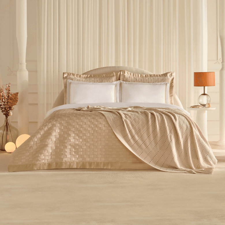 Karaca yı8yluıı6tut Bride Carina 80 Tel %100 Pamuk 8 Parça Evlilik Paketi Gold