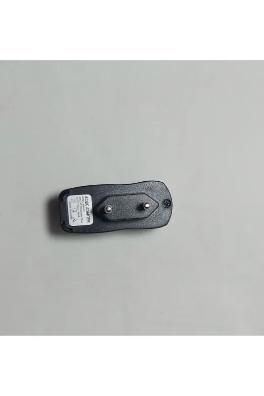 Karahanlı Butik KBLSKBLACDCADPTR-UNVRSL-1 Güç Adaptörü