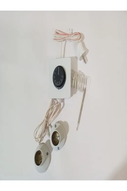 KARAHİSAR KULUÇKA KRHTKDY1LSDSH Termostat Kontrollü Düğmeli Yanan 1 Lamba Çıkışlı 1 Sabit Duyu Seti Hayvan Kümes Kulübe Isıtma